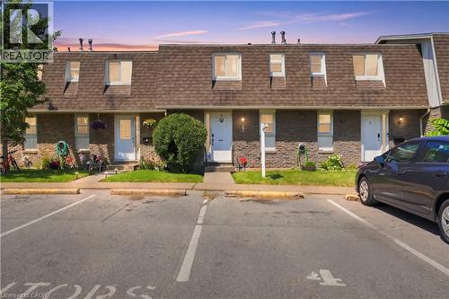 131 ROCKWOOD Avenue Unit# 4  St. Catharines, ON L2P 3K4
