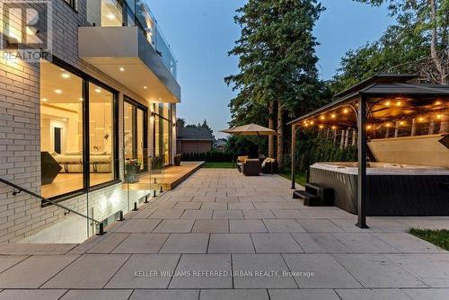 11 Knowles Crescent, Aurora, ON - Outdoor With Exterior