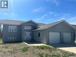 117 Carson BAY Lampman, SK S0C 0B5