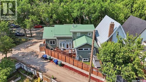 916 Temperance Street, Saskatoon, SK - Outdoor