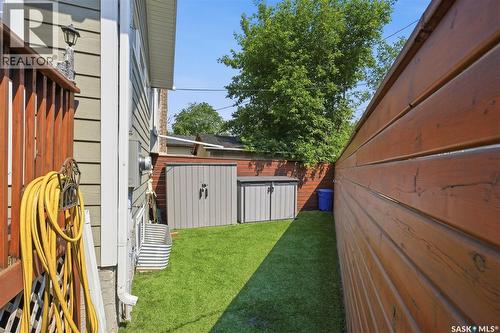 916 Temperance Street, Saskatoon, SK - Outdoor