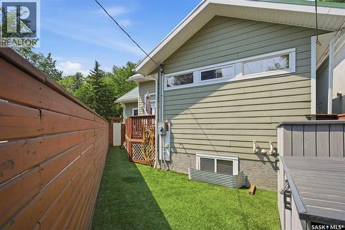 916 Temperance Street, Saskatoon, SK - Outdoor With Exterior