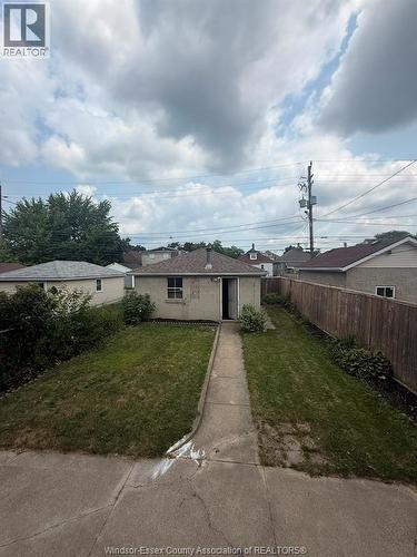 1058 Moy, Windsor, ON - Outdoor