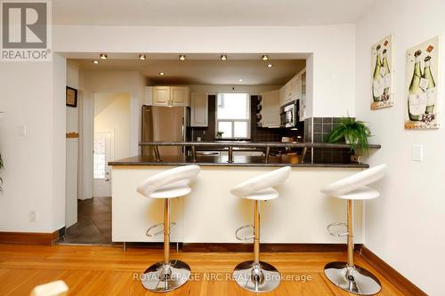 266 London Street S, Hamilton, ON - Indoor