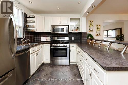 266 London Street S, Hamilton, ON - Indoor Photo Showing Kitchen With Double Sink