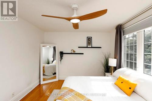 266 London Street S, Hamilton, ON - Indoor