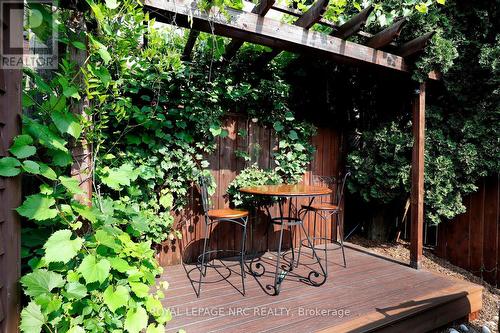 266 London Street S, Hamilton, ON - Outdoor