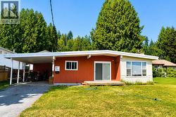 2270 10th Avenue Castlegar, BC V1N 2Z7