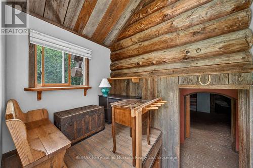 1011 Orange Lodge Road, Muskoka Lakes (Medora), ON - Indoor