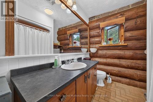 1011 Orange Lodge Road, Muskoka Lakes (Medora), ON - Indoor