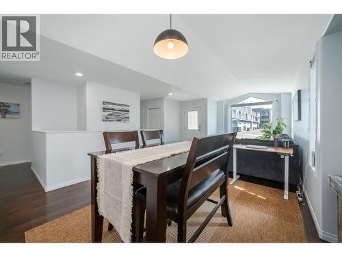 110 Wyndham Crescent, Kelowna, BC - Indoor Photo Showing Dining Room