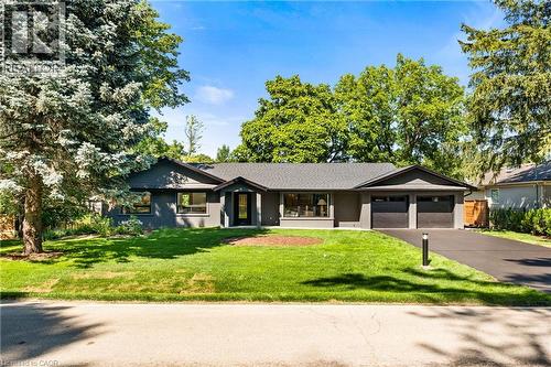 201 TRELAWN Avenue  Oakville, ON L6J 4R3