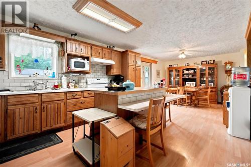 4 Pine Street, Katepwa Beach, SK - Indoor Photo Showing Kitchen With Double Sink
