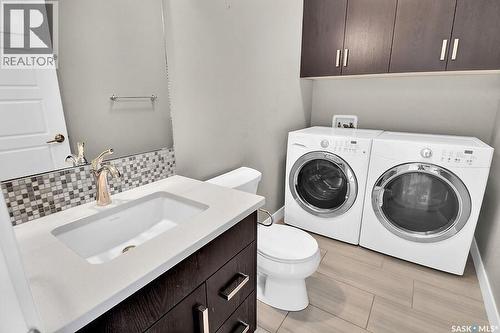 524 Maple Crescent, Warman, SK - Indoor Photo Showing Laundry Room