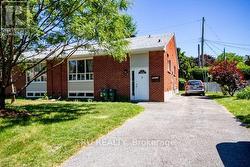 B - 2430 IRIS STREET Ottawa, ON K2C 1C6