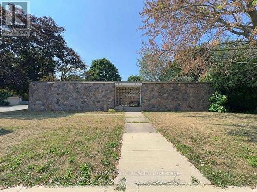 4213/4207 4213/4207 DRUMMOND ROAD  Niagara Falls (Morrison), ON L2E 6C2