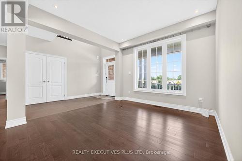 1 Sunset Way, Thorold, ON - Indoor Photo Showing Other Room