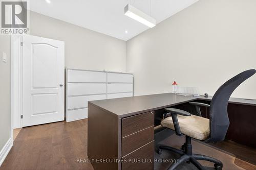 1 Sunset Way, Thorold, ON - Indoor Photo Showing Office
