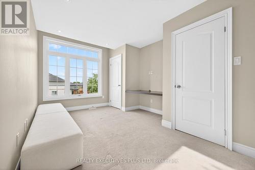 1 Sunset Way, Thorold, ON - Indoor Photo Showing Other Room