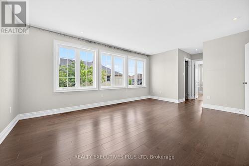 1 Sunset Way, Thorold, ON - Indoor With Fireplace