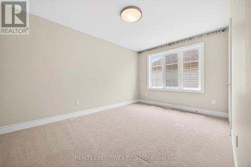 1 Sunset Way, Thorold, ON - Indoor Photo Showing Other Room