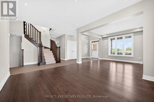 1 Sunset Way, Thorold, ON - Indoor Photo Showing Other Room