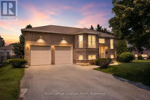31 BROUWER CRESCENT  Wasaga Beach, ON L9Z 1L8