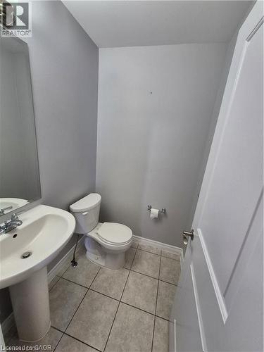 main level laundry - 292 Rymal Road W, Hamilton, ON - Indoor Photo Showing Bathroom