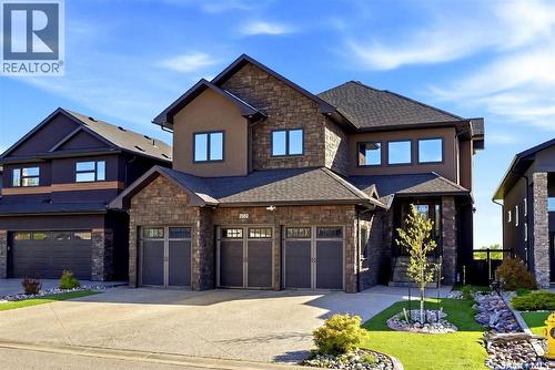 7502 Lilac Place, Regina, SK - Outdoor With Facade