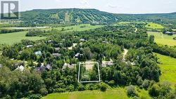 11 OSLER PINES DRIVE Clearview, ON L9Y 3Y9