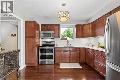 45 Arrowhead Crescent, Kitchener, ON - Indoor Photo Showing Kitchen