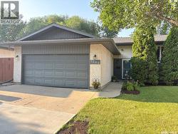7202 Lawrence DRIVE  Regina, SK S4X 3X7