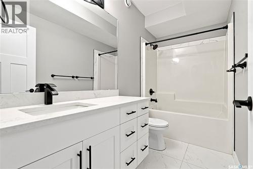 247 Thakur Street, Saskatoon, SK - Indoor Photo Showing Bathroom