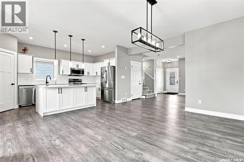 247 Thakur Street, Saskatoon, SK - Indoor Photo Showing Kitchen With Upgraded Kitchen