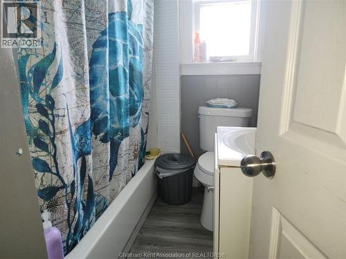 457 Smith Line, Sombra, ON - Indoor Photo Showing Bathroom