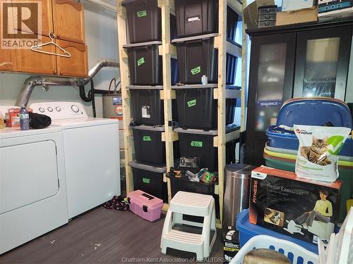 457 Smith Line, Sombra, ON - Indoor Photo Showing Laundry Room