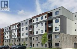 2550 SANDWICH PARKWAY West Unit# 115 Lasalle, ON N9H 0N4