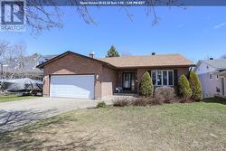 56 Prince Charles CRES Sault Ste. Marie, ON P6B 6C1