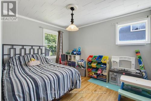 3 Parkside Drive, St. Thomas, ON - Indoor Photo Showing Bedroom