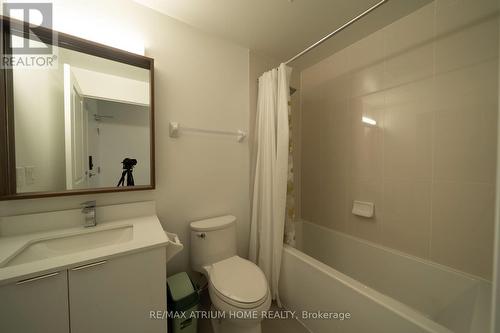 725 - 543 RICHMOND STREET W , Toronto, Ontario M5V 0W9 5