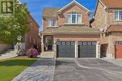 UPPER - 3339 RUTH FERTEL DRIVE Mississauga, ON L5M 0H6