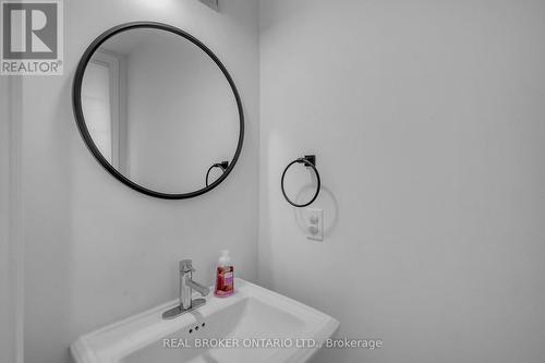 26 Baker Lane, Brant, ON - Indoor Photo Showing Bathroom