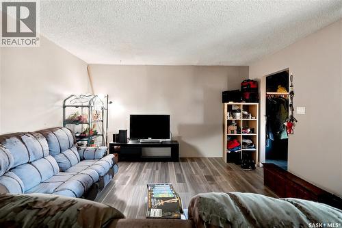 2232 Mcara Street, Regina, SK - Indoor Photo Showing Living Room
