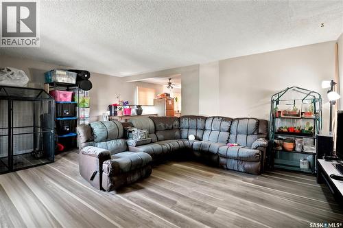 2232 Mcara Street, Regina, SK - Indoor Photo Showing Living Room