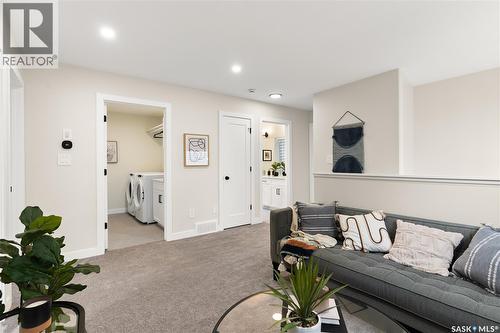 595 Cockcroft Court, Saskatoon, SK - Indoor