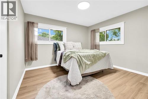 465 Greendale Drive, Windsor, ON - Indoor Photo Showing Bedroom