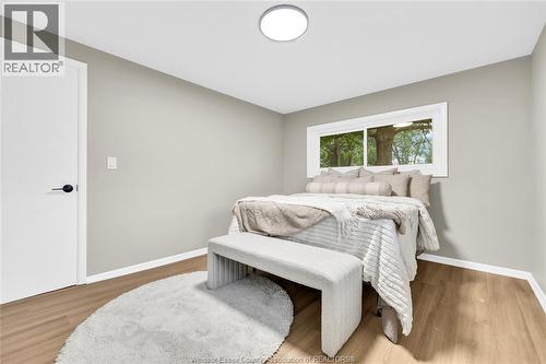 465 Greendale Drive, Windsor, ON - Indoor Photo Showing Bedroom