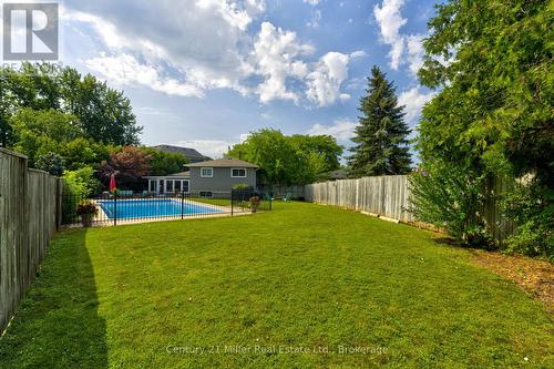 2225 WYANDOTTE DRIVE  Oakville (Wo West), ON L6L 2T4