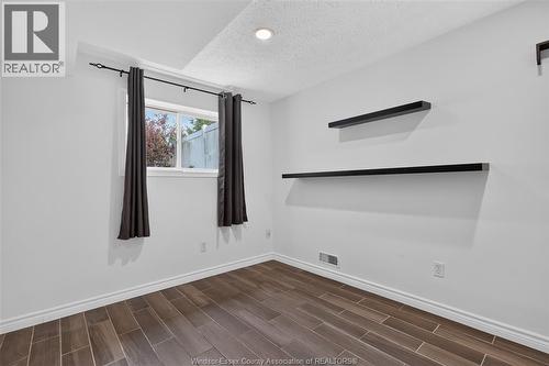 828 Michael Drive, Tecumseh, ON - Indoor Photo Showing Other Room