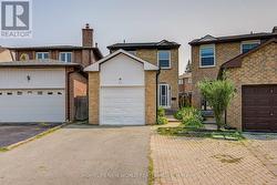 94 HORD CRESCENT Vaughan, ON L4J 3A7